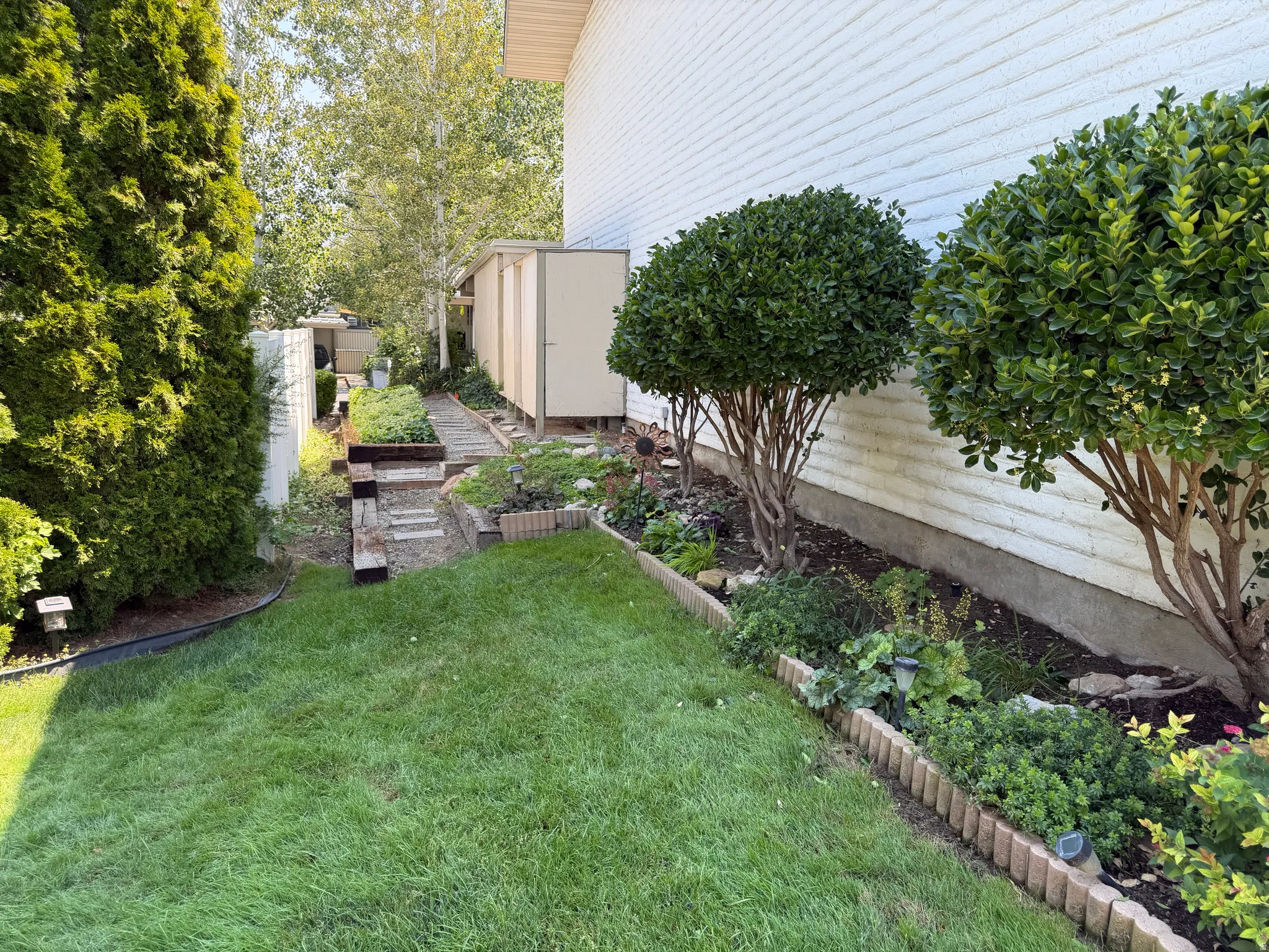 Side Yard of Townhouse