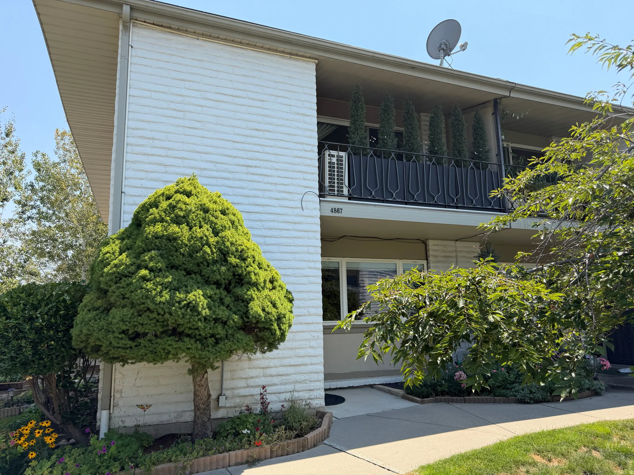Front of Townhouse