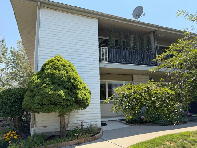 Front of Townhouse