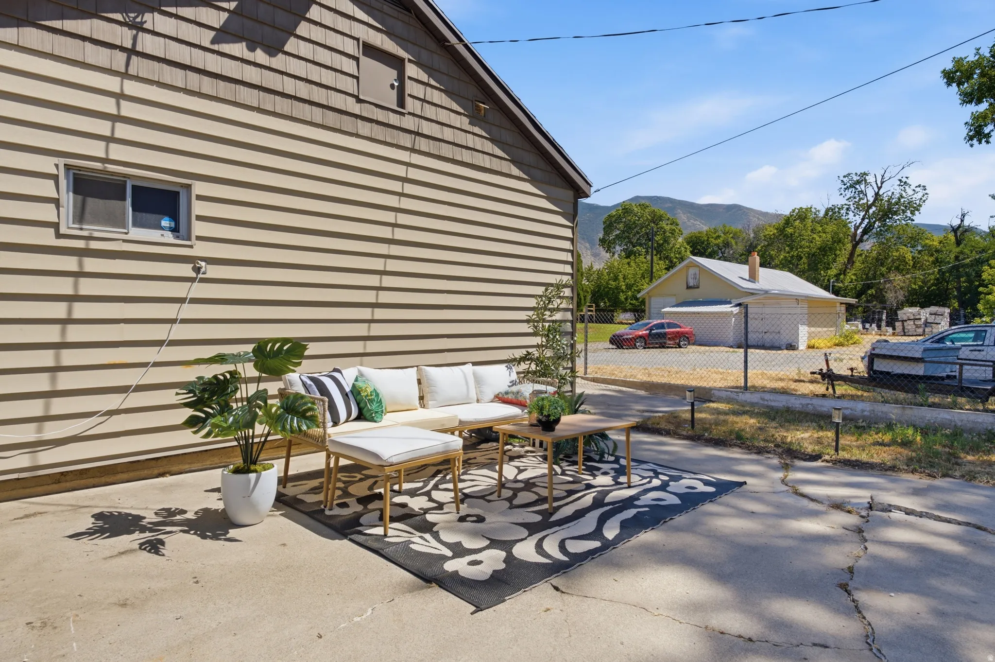 Hang out on the backyard patio!
