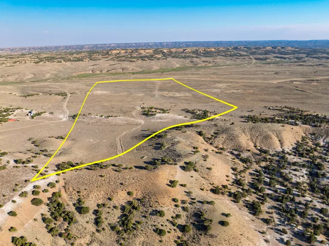 11 Country Rd, Duchesne, Utah 84021