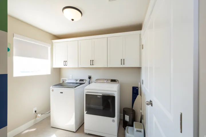 3044 S Edgewater Ln, Syracuse, Utah 84075
