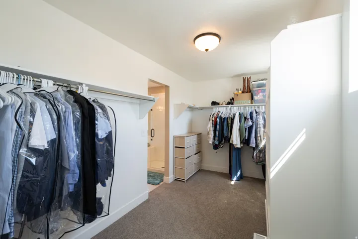 3044 S Edgewater Ln, Syracuse, Utah 84075