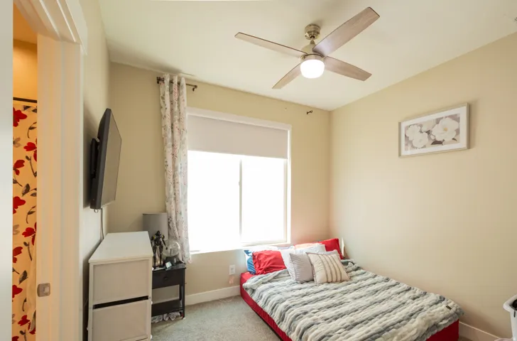 3044 S Edgewater Ln, Syracuse, Utah 84075