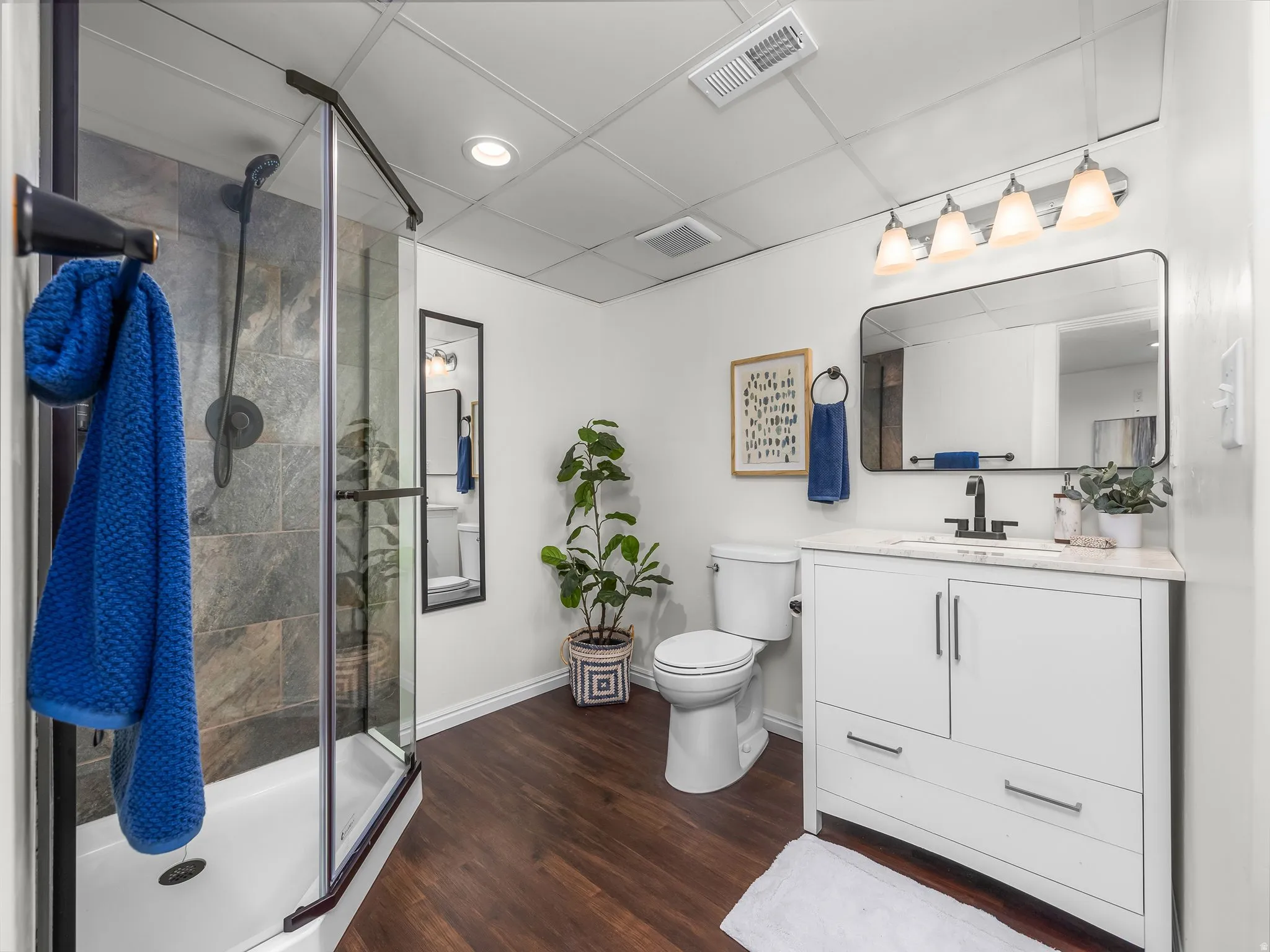 Downstairs Bathroom