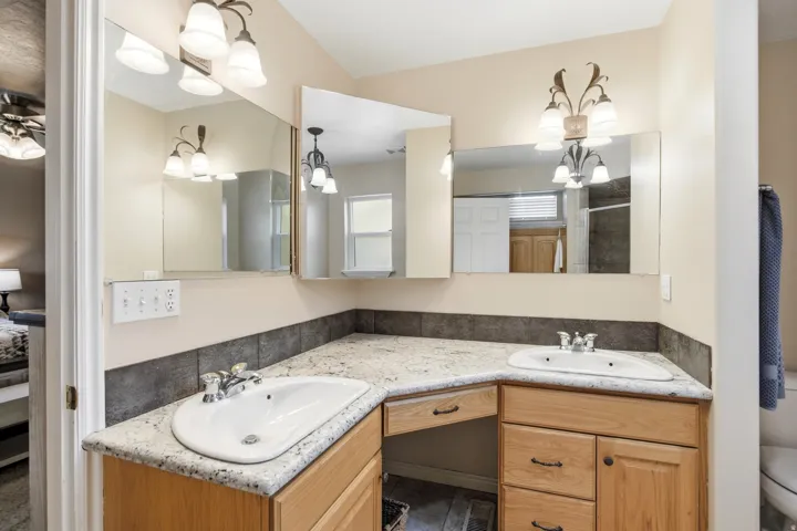 99 S Benchview Dr, Tooele, Utah 84074