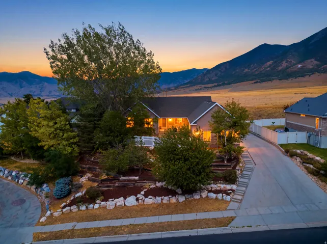 99 S Benchview Dr, Tooele, Utah 84074