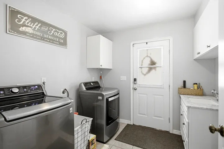 99 S Benchview Dr, Tooele, Utah 84074