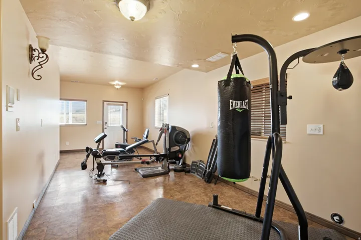 99 S Benchview Dr, Tooele, Utah 84074
