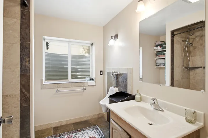 99 S Benchview Dr, Tooele, Utah 84074