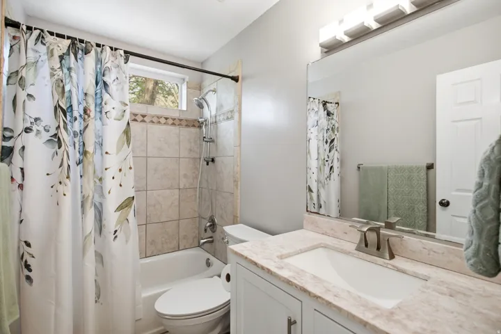 99 S Benchview Dr, Tooele, Utah 84074