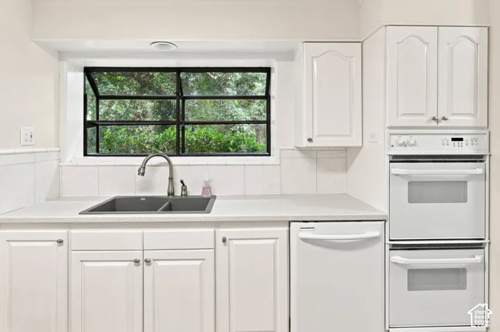 Greenhouse window & double oven