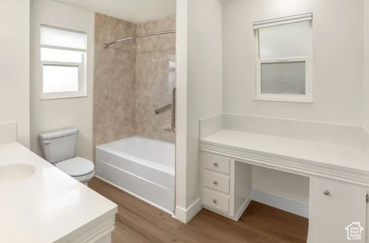 Primary Full Bathroom