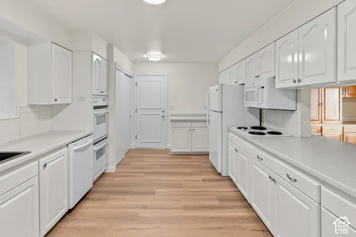 Plenty of cupboard space