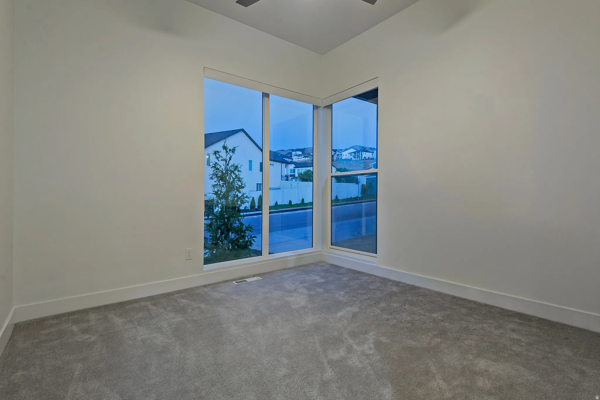 Corner window installation providing ambient light