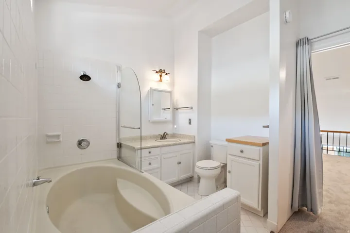 939 S Donner Way #307, Salt Lake City, Utah 84108