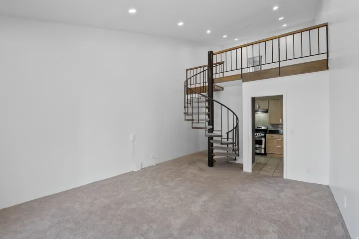 939 S Donner Way #307, Salt Lake City, Utah 84108