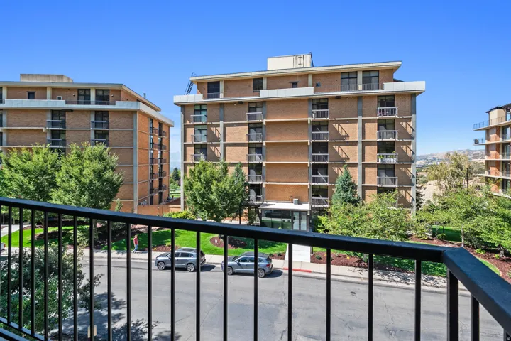 939 S Donner Way #307, Salt Lake City, Utah 84108