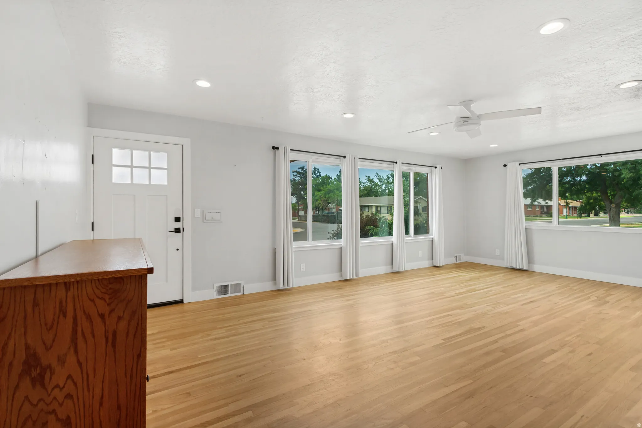 Living and dining area
