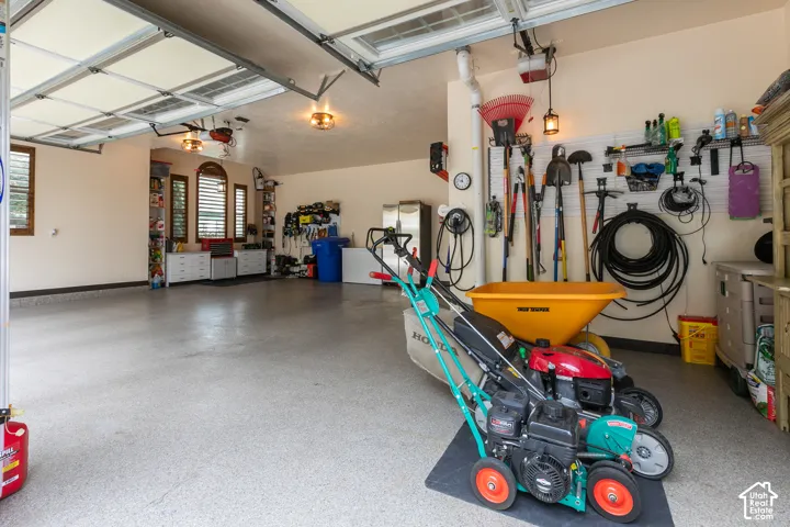 1391 N Compton Rd, Farmington, Utah 84025