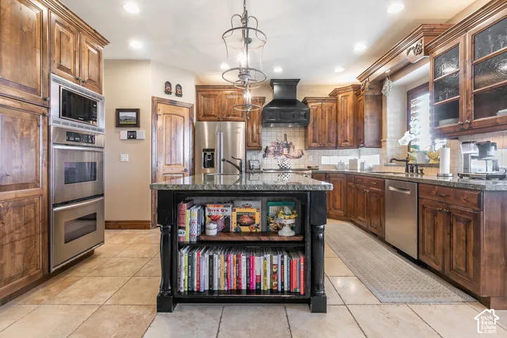 1391 N Compton Rd, Farmington, Utah 84025