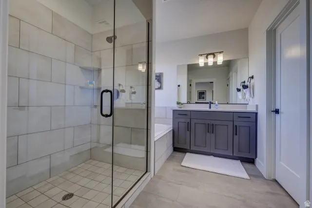 Glass-enclosed shower with subway tile surround, integrated bench, and matte black fixtures