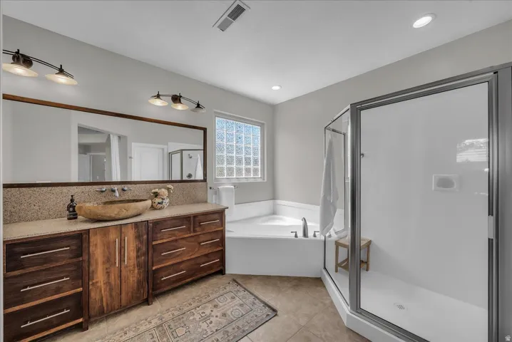 1235 W Red Butte Dr, Washington, Utah 84780