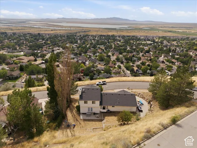 1896 N 350 E, Centerville, Utah 84014