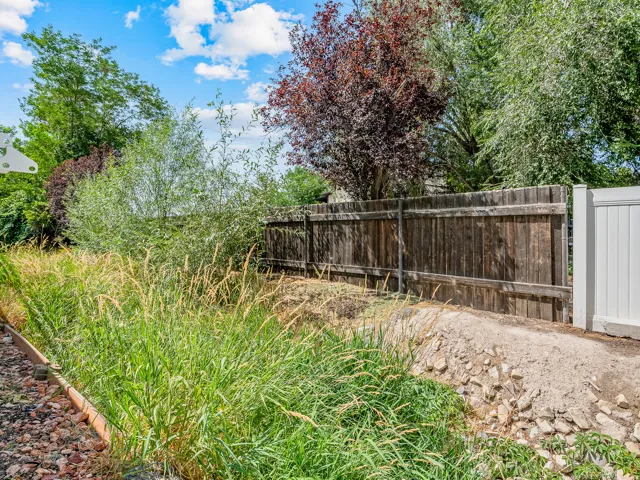 1081 E Wesley Rd, Murray, Utah 84117