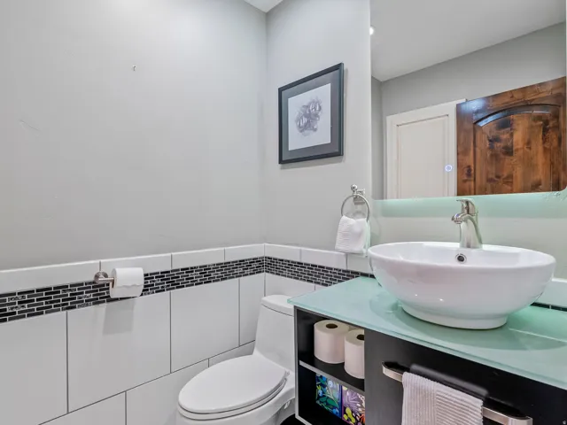 1081 E Wesley Rd, Murray, Utah 84117