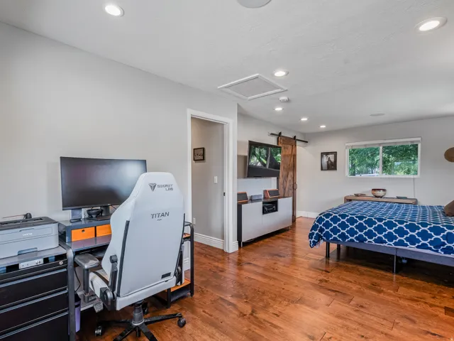 1081 E Wesley Rd, Murray, Utah 84117