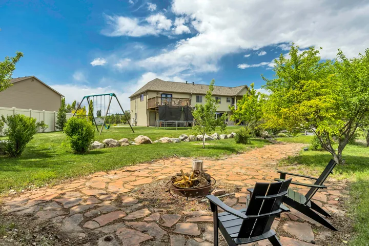 184 N Farm Cv, Farmington, Utah 84025