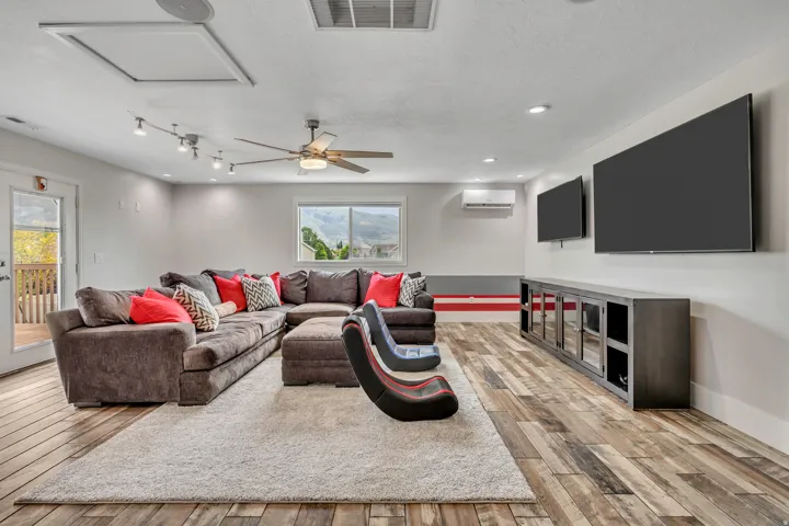 184 N Farm Cv, Farmington, Utah 84025