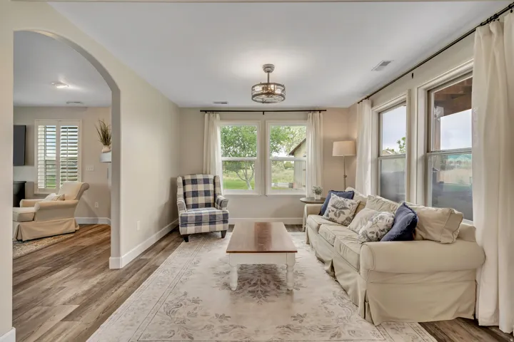184 N Farm Cv, Farmington, Utah 84025