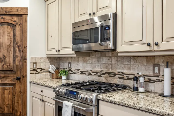 13279 N Alexis Dr, Kamas, Utah 84036