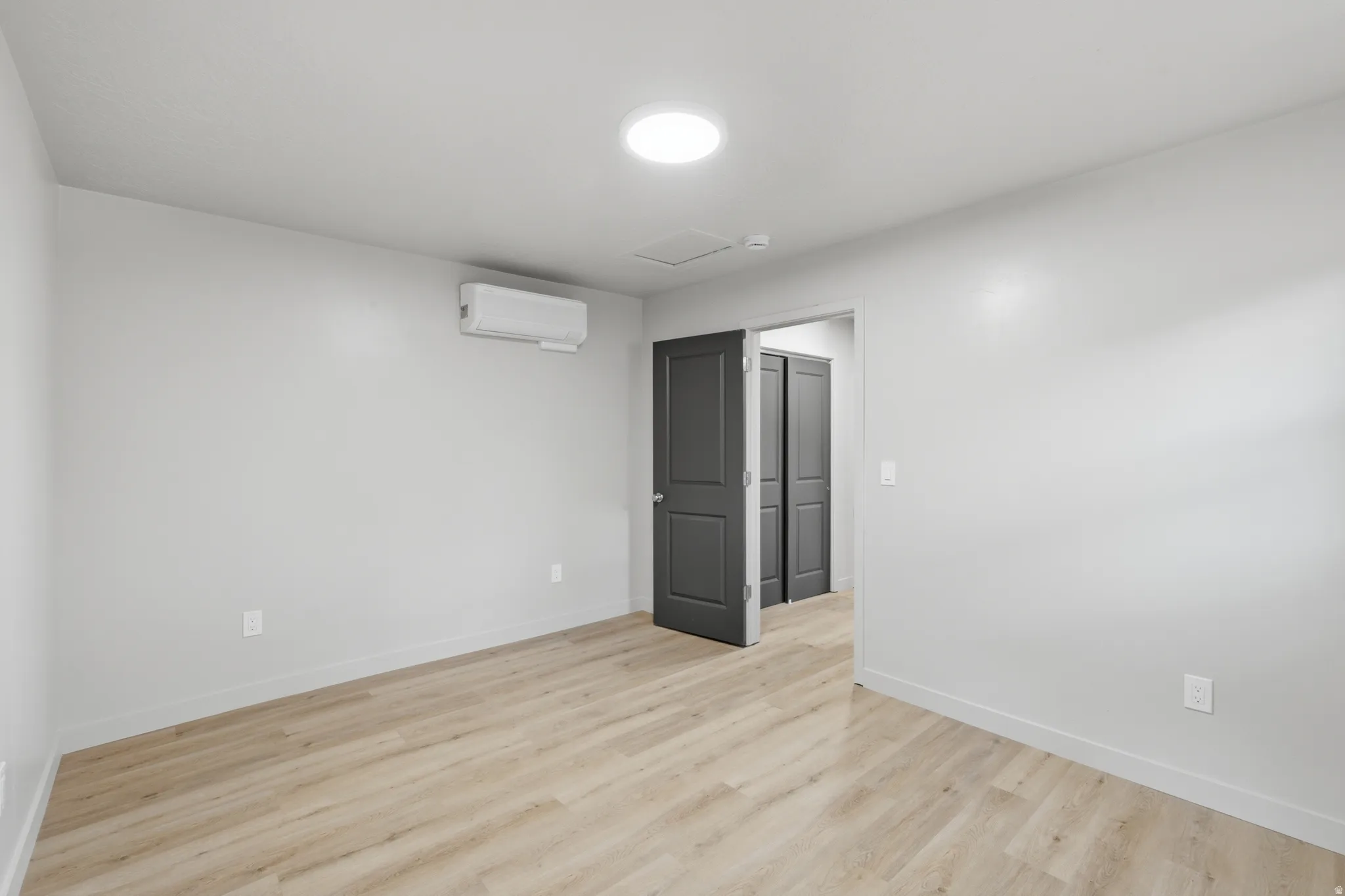 172 East (East Unit)