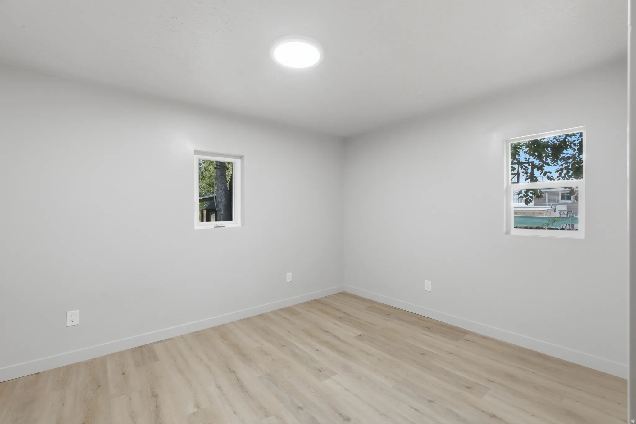 170 East (West Unit)