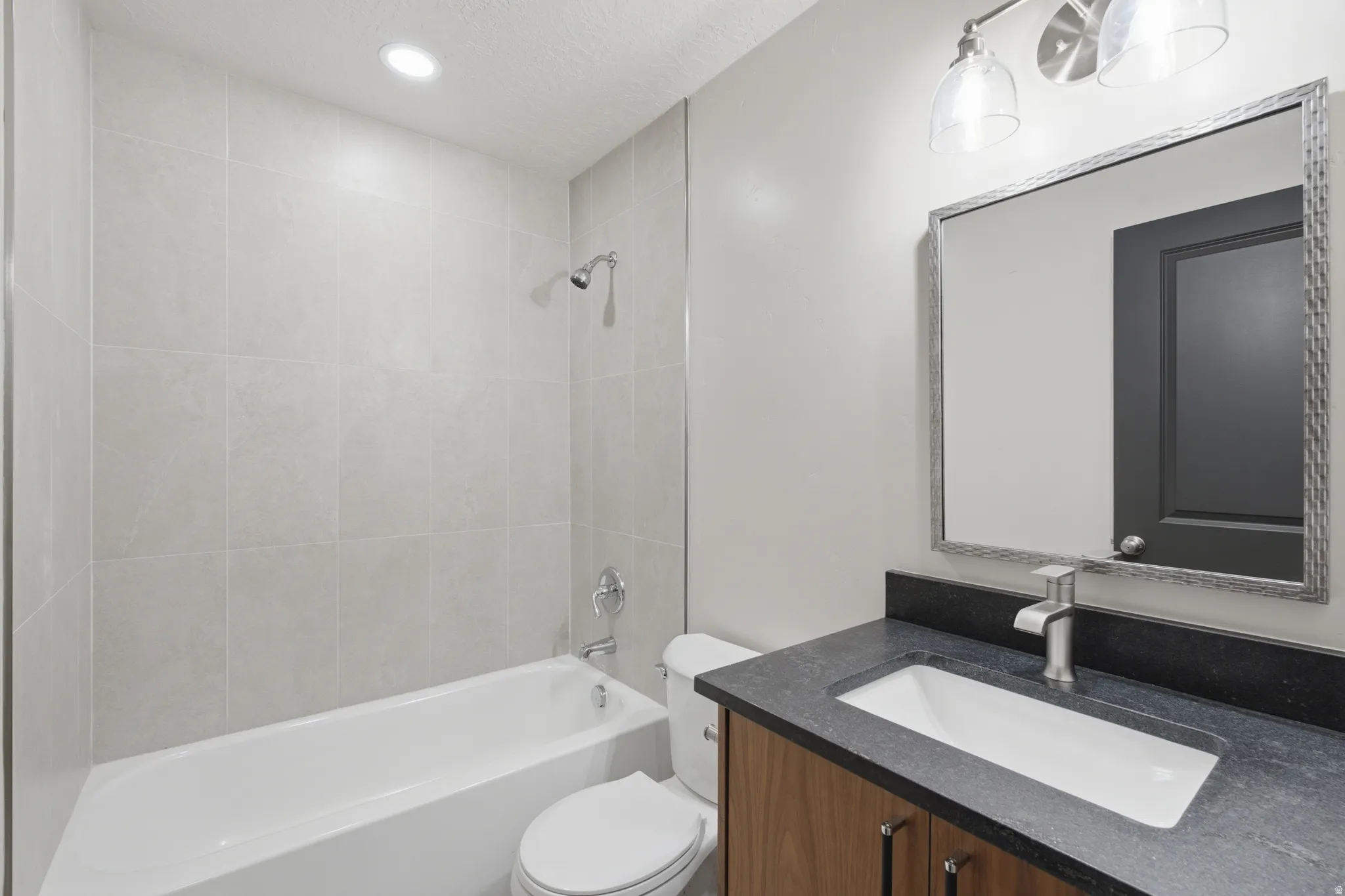 170 East (West Unit)