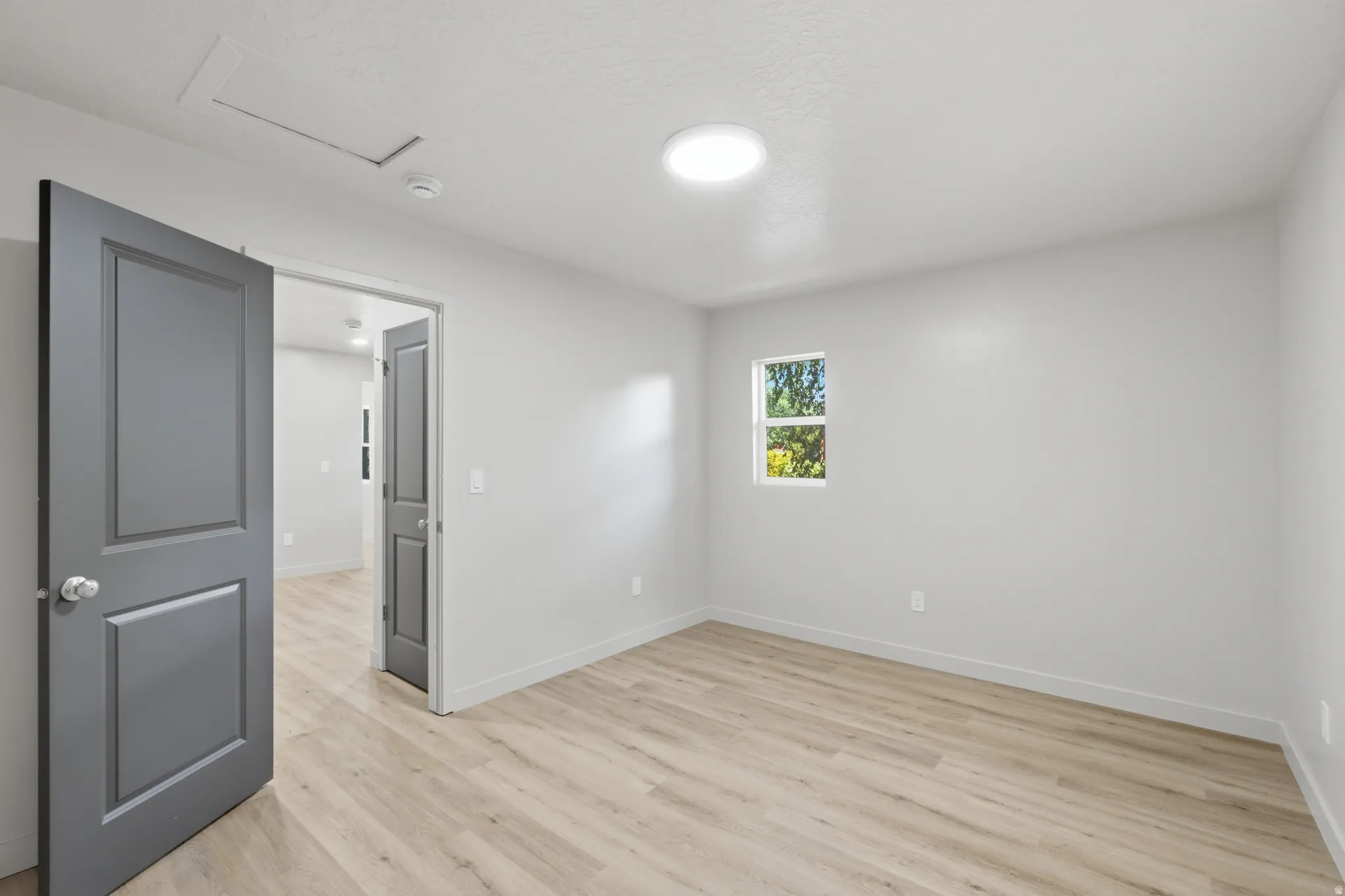 172 East (East Unit)