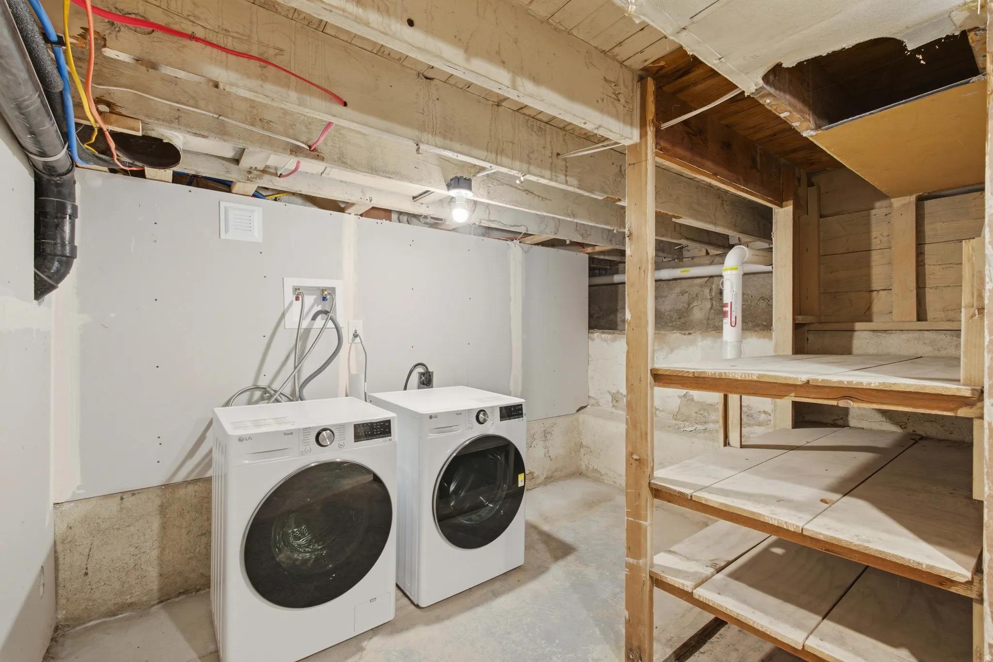 170 East (West Unit)