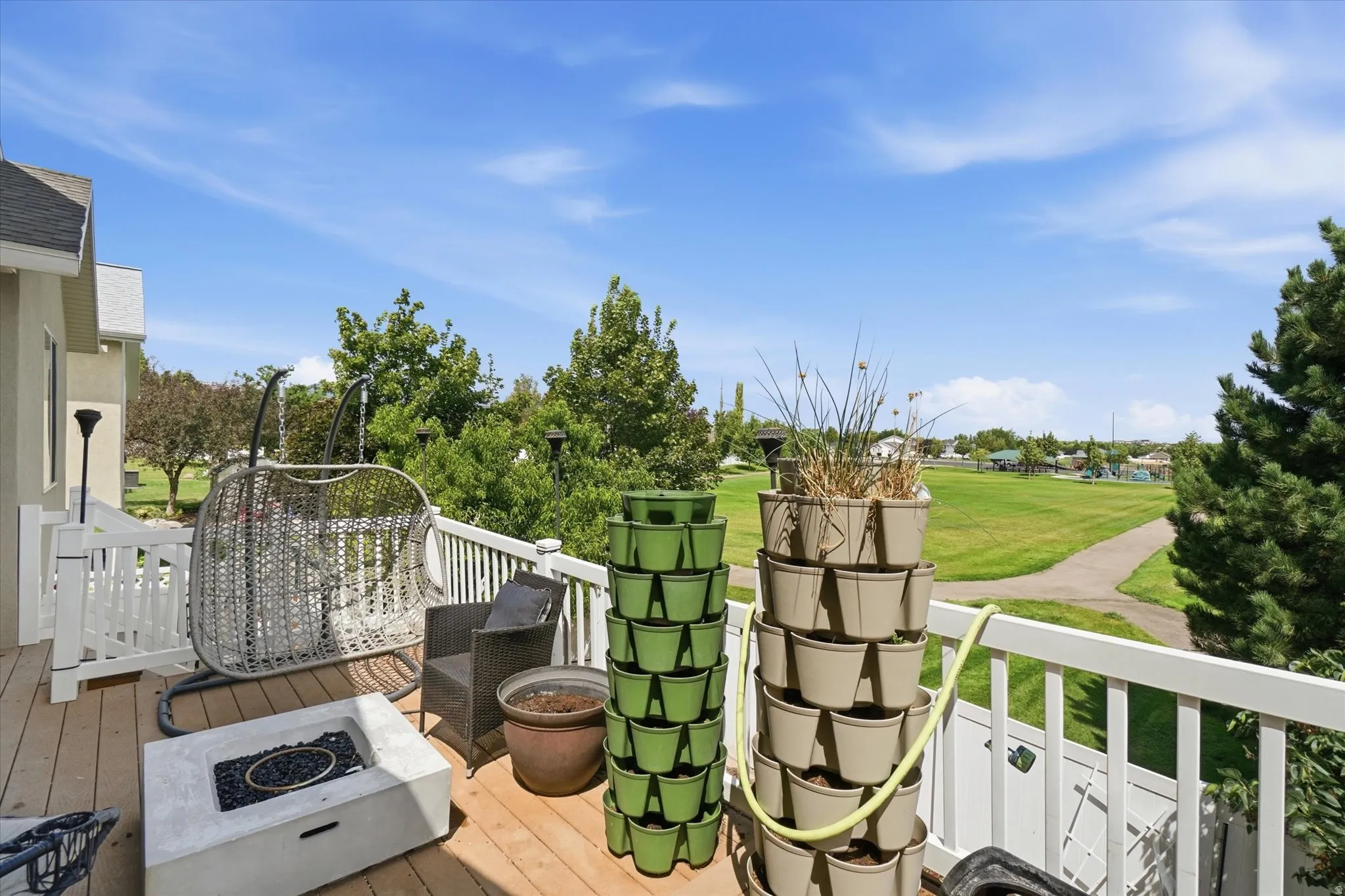 Outdoor deck with beautiful views