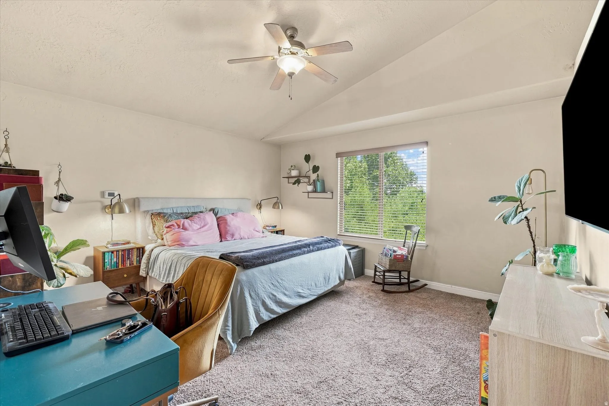 Large Master Bedroom with vaulted ceilings