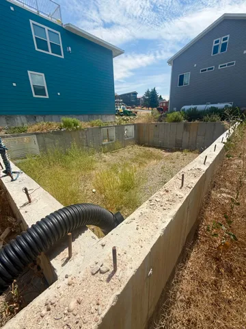 Concrete foundation with embedded rebar