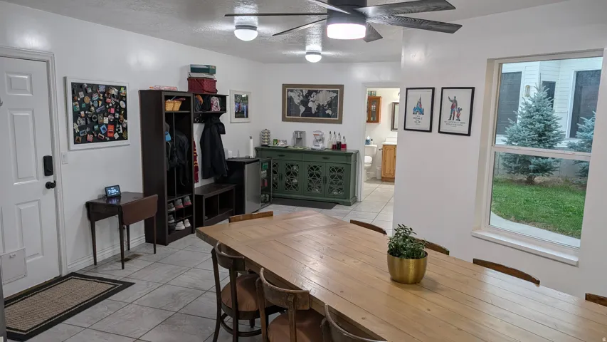 Upstairs dinning