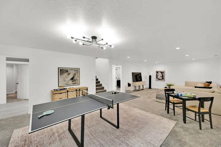 945 S 650 W, Farmington, Utah 84025
