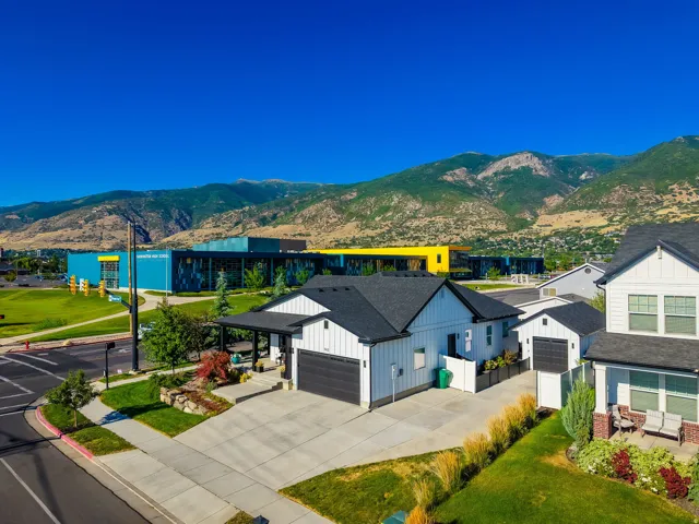 945 S 650 W, Farmington, Utah 84025
