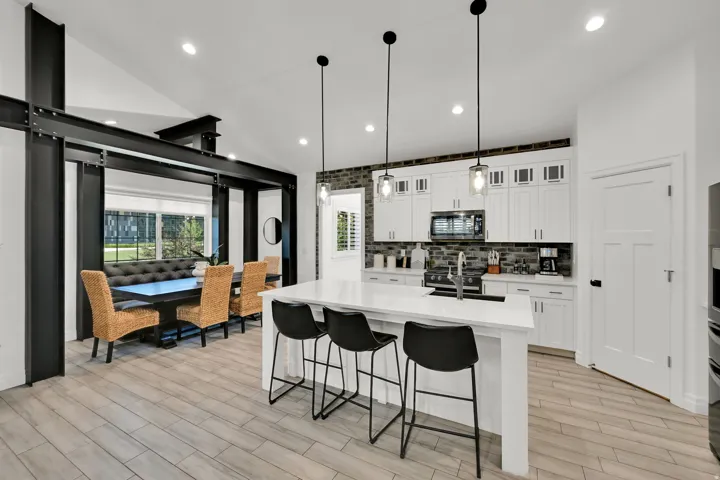 945 S 650 W, Farmington, Utah 84025