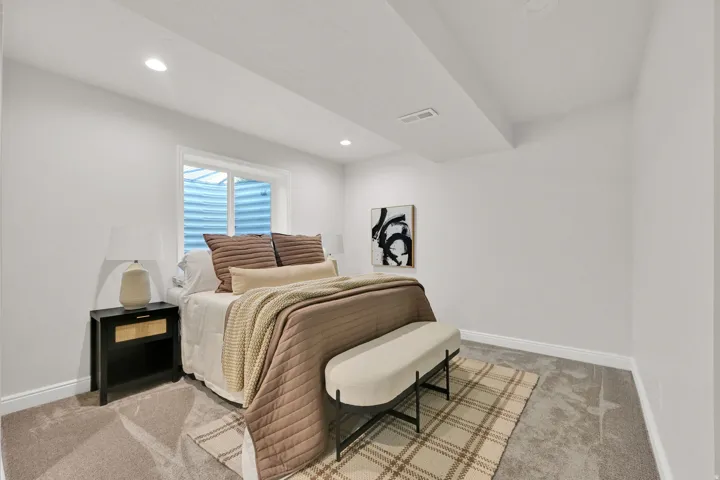 945 S 650 W, Farmington, Utah 84025