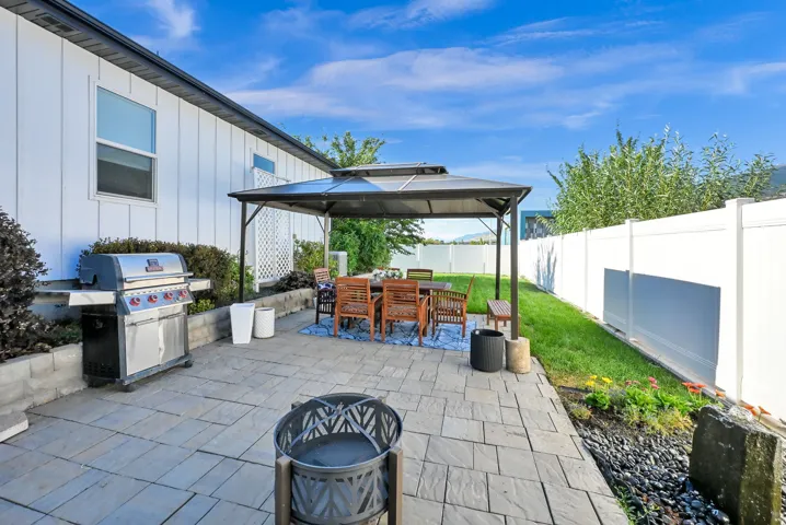 945 S 650 W, Farmington, Utah 84025