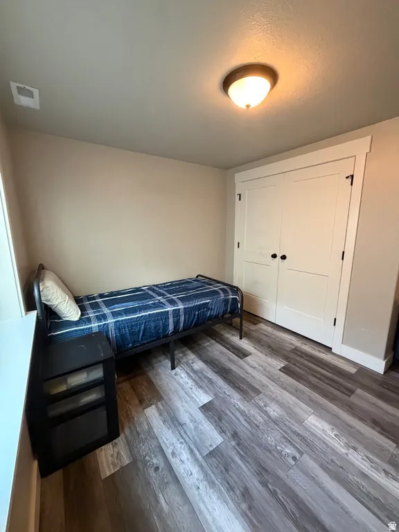 3rd bedroom, large window and large closet